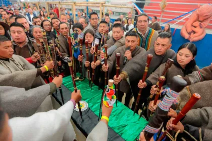 Durante el encuentro, representantes de los pueblos indígenas destacaron la importancia de avanzar en procesos históricos de reconocimiento territorial y formalización de tierras - Foto: Agencia Nacional de Tierras