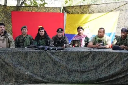 En el controvertido registro fonográfico, el líder insurgente emite una serie de directrices contundentes dirigidas de forma exclusiva a las bases sociales y comunidades bajo su control territorial - Foto: Archivo/Captura Vídeo Disidencias Calarcá