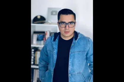 Beto Coral aseguró públicamente que desconocía estar siendo grabado durante el encuentro. El activista sostuvo que, de confirmarse la existencia del registro, se trataría de una vulneración a la confianza y a la privacidad de la conversación sostenida - Foto: Facebook Beto Coral
