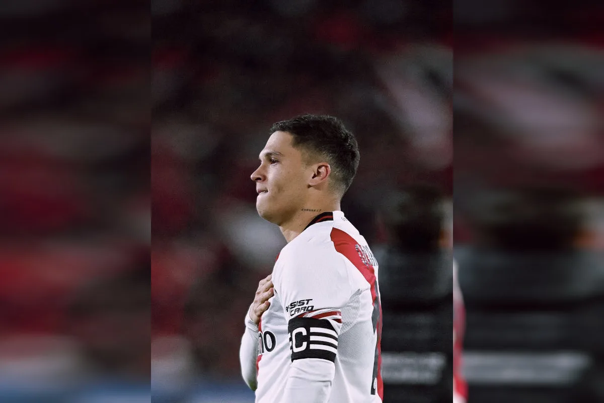 A pesar de la controversia, el cuerpo médico de River informó que Quintero se encuentra en buenas condiciones físicas y sin problemas de salud que limiten su actividad deportiva - Foto: X/@RiverPlate