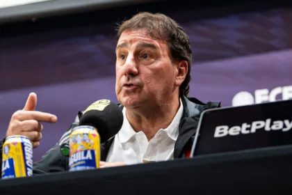 Lorenzo ha sido enfático en que la disciplina interna constituye un pilar innegociable para consolidar los objetivos deportivos trazados para el presente año - Foto: Federación Colombiana de Fútbol
