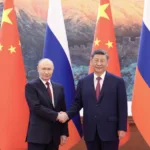 Ambos líderes celebraron el excelente estado de las relaciones comerciales, las cuales han registrado cifras récord de intercambio de hidrocarburos y tecnologías industriales - Foto: Ministerio de Asuntos Exteriores de China