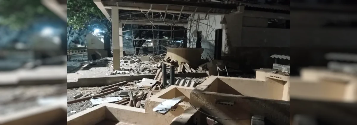 Como consecuencia del ataque, un grupo de doce uniformados que realizaban labores de vigilancia resultó herido y recibió atención inicial por parte de las unidades de sanidad militar desplegadas en el lugar - Foto: Ejército Nacional