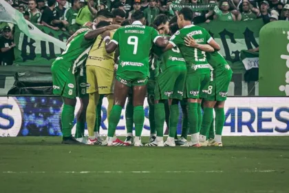 Atlético Nacional, mientras tanto, espera conocer al rival que enfrentará en la gran final. La expectativa crece entre los aficionados y especialistas, quienes consideran que el club llega como uno de los principales candidatos a conquistar el campeonato - Foto: X/@nacionaloficial