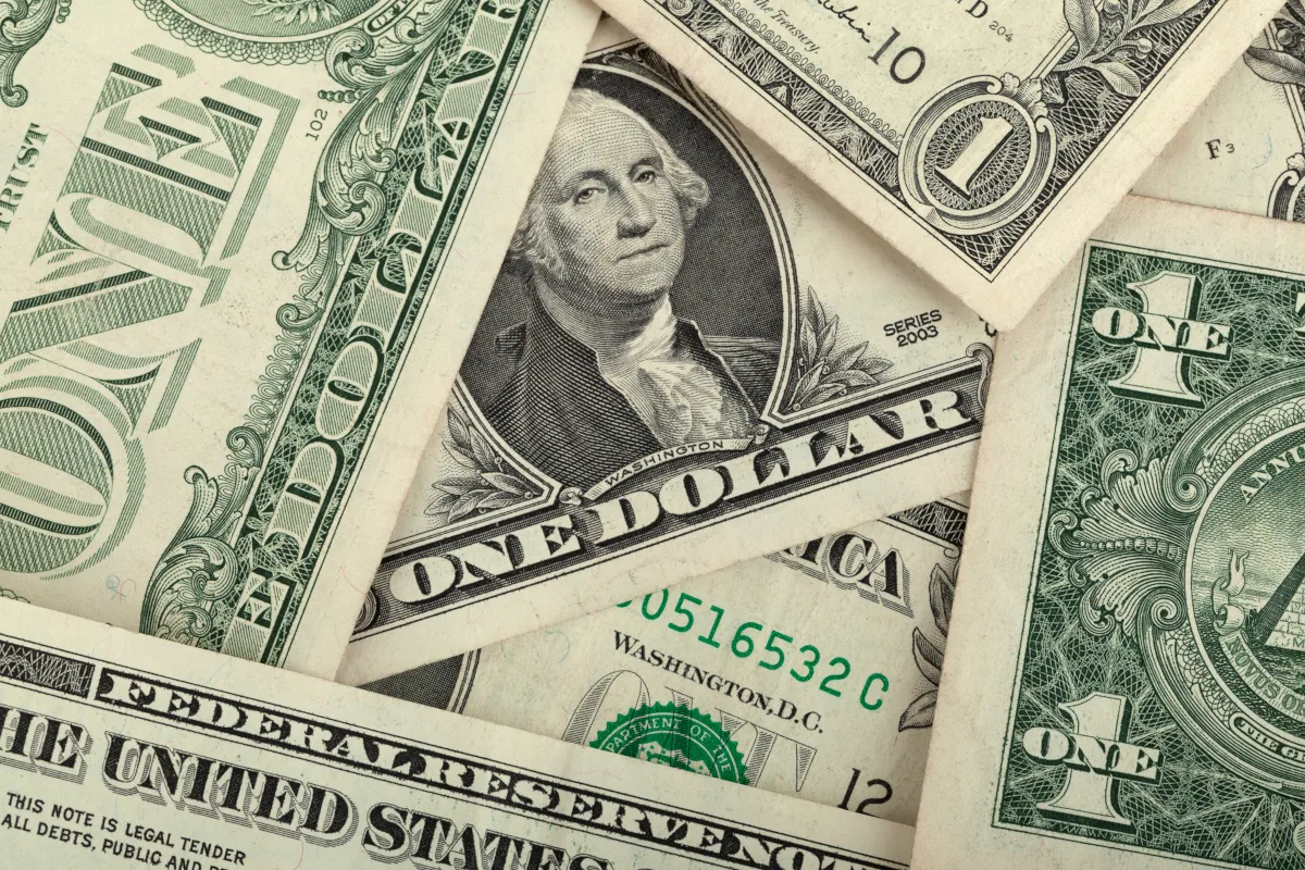 Por su parte, el Banco de la República sigue con lupa el rumbo de estas fluctuaciones cambiarias debido a su impacto directo sobre los indicadores de inflación de los productos importados - Foto: Petr Kratochvil