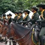 Las patrullas desarrollan recorridos permanentes en áreas de difícil acceso, utilizando caballos como medio de transporte para llegar a veredas y corregimientos alejados donde la presencia institucional suele ser limitada - Foto: Alcaldía de Palmira