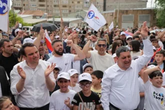 Los representantes de Strong Armenia argumentaron que durante la campaña y la jornada electoral se produjeron situaciones que, a su juicio, deben ser investigadas por los organismos competentes antes de dar por cerrado el proceso - Foto: Strong Armenia