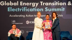 El proceso fue impulsado conjuntamente por Colombia y Países Bajos bajo la premisa de construir una "coalición de los dispuestos", es decir, un espacio de cooperación entre países que buscan avanzar más rápidamente en la transición energética, incluso ante las dificultades de alcanzar consensos universales dentro de las negociaciones climáticas tradicionales de Naciones Unidas - Foto: Ministerio de Ambiente y Desarrollo Sostenible