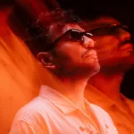 Con un groove poderoso y una letra profunda, "Ruido Fugaz" nos invita a apagar las distracciones para reconectar con lo esencial y lo simple de la vida - Foto: Monokoi