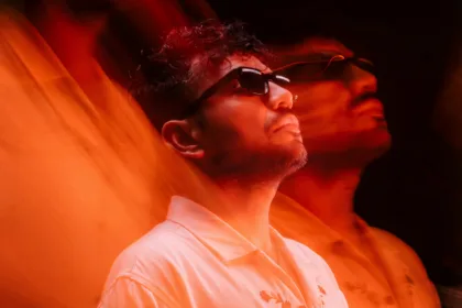 Con un groove poderoso y una letra profunda, "Ruido Fugaz" nos invita a apagar las distracciones para reconectar con lo esencial y lo simple de la vida - Foto: Monokoi