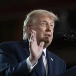 Trump aseguró que observa con interés las propuestas relacionadas con seguridad, institucionalidad y orden público promovidas por el candidato colombiano, destacando algunos de los planteamientos que considera alineados con los intereses estratégicos de su administración - Foto: The White House