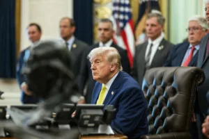 Las afirmaciones del mandatario estadounidense fueron rechazadas por dirigentes cercanos al gobierno colombiano, quienes consideraron que ese tipo de pronunciamientos no deberían influir en el debate electoral nacional - Foto: The White House