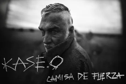 El universo conceptual del álbum se inspira en experiencias vividas por el artista desde 2020, periodo en el que estuvo expuesto a controversias y debates públicos relacionados con opiniones que se apartaban de discursos considerados dominantes. Esta experiencia se convierte en uno de los ejes centrales de la obra - Foto: Kaseo.O