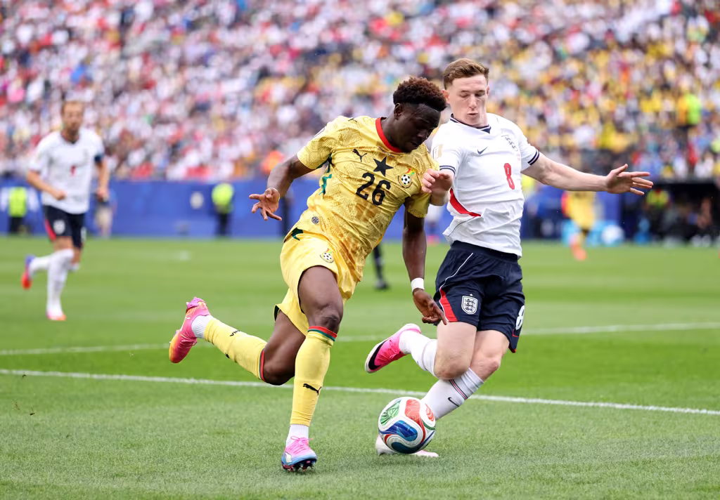 Ninguno de los dos equipos logró vulnerar las porterías defendidas por Jordan Pickford y Benjamin Asare, dejando el grito de gol ahogado en las tribunas - Foto: FIFA