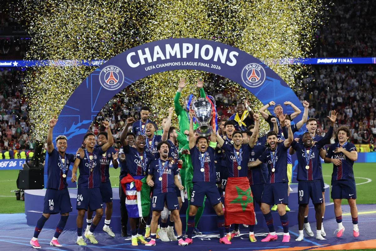 Con esta victoria, el Paris Saint-Germain no solo revalidó el título conquistado en 2025 frente al Inter, sino que se convirtió en el segundo club en la era moderna de la Champions League en ganar el torneo de forma consecutiva, emulando la hazaña histórica lograda por el Real Madrid - Foto: Paris Saint-Germain