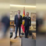 Paralelamente, Abelardo de la Espriella sostuvo una conversación con Santiago Abascal, líder de Vox, dentro de la estrategia internacional que adelanta para establecer alianzas políticas con sectores conservadores y de derecha en distintos países - Foto: Redes Sociales