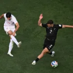 Ante un imponente marco de más de 70,000 espectadores que coparon las calzadas de la metrópoli norteamericana, las selecciones de Irán y Nueva Zelanda igualaron 2-2 - Foto: X/@NZ_Football