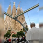 La visita a la Sagrada Familia estuvo precedida por una intensa agenda pastoral en Cataluña. Uno de los actos más significativos fue el recorrido que realizó por el centro penitenciario Brians 1, donde se reunió con internos, voluntarios y responsables de la pastoral carcelaria - Foto: Vatican News