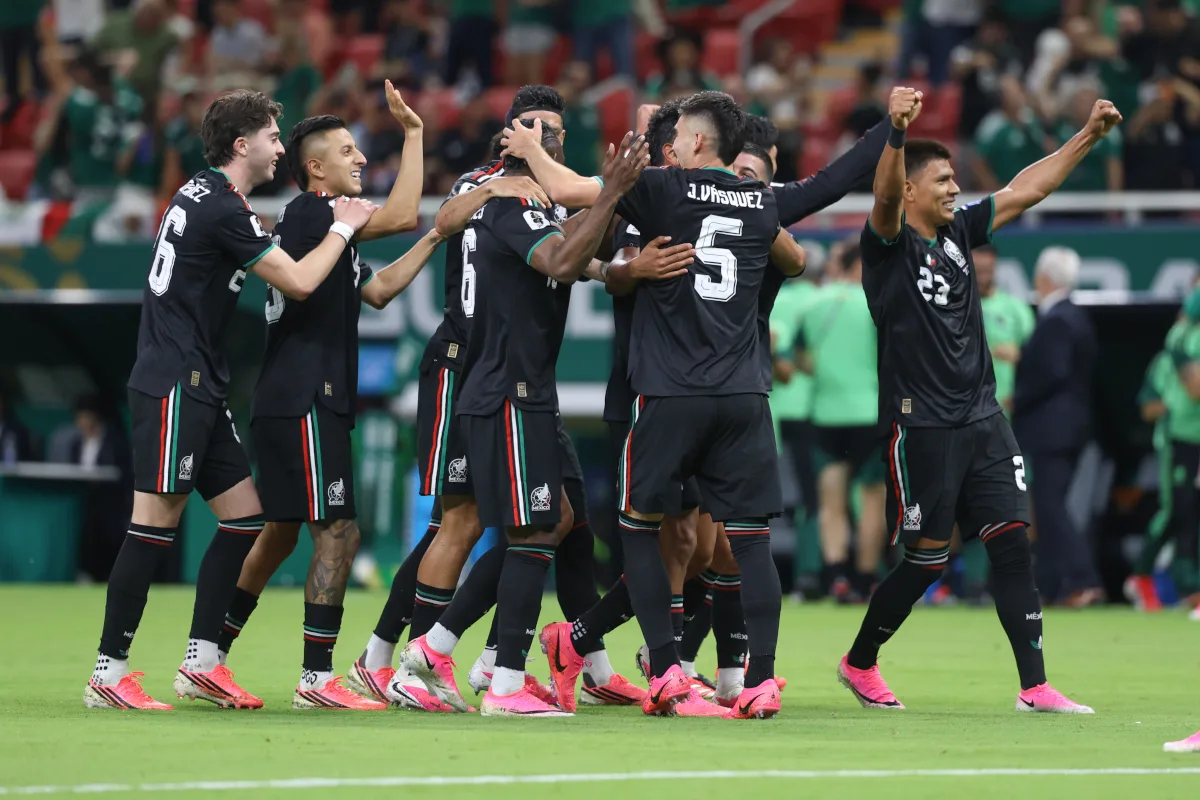 México extendió su impresionante paternidad histórica sobre los Guerreros Taeguk al registrar un récord perfecto de tres victorias en igual número de enfrentamientos en los Mundiales masculinos absolutos (tras los éxitos en Francia 1998 y Rusia 2018) - Foto: X/@miseleccionmx