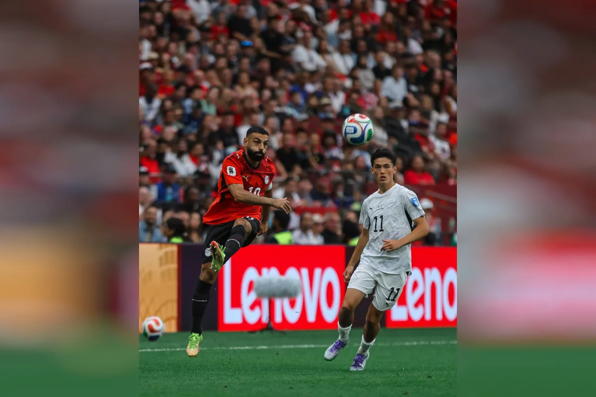 Mohamed Salah se convirtió, a sus 34 años, en el anotador egipcio más veterano de la justa y en el africano más longevo registrado en marcar y asistir en un mismo partido mundialista - Foto: Federación Egipcia de Fútbol