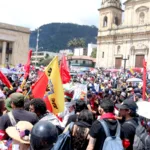 El manifiesto toma como referencia la experiencia reciente de Uruguay, donde las principales fuerzas políticas impulsaron consensos sobre asuntos estratégicos para el país. Los firmantes consideran que Colombia podría beneficiarse de un acuerdo similar que permita reducir las tensiones y fortalecer las instituciones - Foto: Archivo/Ronald Cano