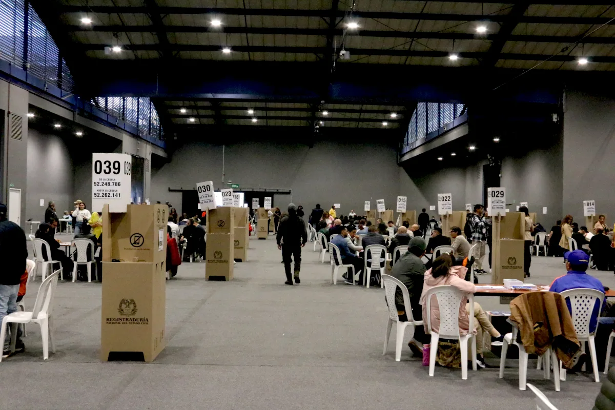De acuerdo con el consolidado nacional de las comisiones escrutadoras y el voto en el exterior, Abelardo de la Espriella obtuvo 12.959.415 votos, equivalentes al 50,49 % de la votación válida, mientras que el candidato del Pacto Histórico, Iván Cepeda, alcanzó 12.707.632 sufragios, correspondientes al 49,51 %. La diferencia final fue de aproximadamente 251.783 votos - Foto: Ronald Cano