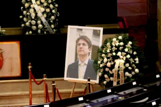Miguel Uribe Turbay fue víctima de un atentado el 7 de junio de 2025 mientras participaba en un acto público en el parque El Golfito. El ataque fue ejecutado por un menor de edad que disparó contra el entonces senador y precandidato presidencial, quien permaneció hospitalizado durante más de dos meses debido a la gravedad de las heridas - Foto: Archivo/Mauricio Vanegas