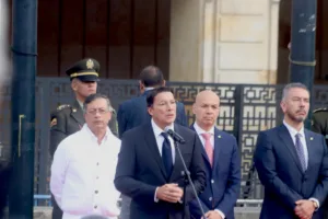 Penagos sostuvo que quienes aspiran a la Presidencia deben asumir un compromiso explícito con las reglas del sistema electoral colombiano. Según explicó, aceptar los resultados constituye una obligación democrática que fortalece la confianza ciudadana y contribuye a preservar la estabilidad institucional durante la etapa decisiva de la campaña - Foto: Archivo/Ronald Cano
