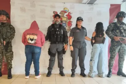 El caso vuelve a poner en evidencia la persistencia del reclutamiento de menores en el conflicto armado colombiano, especialmente en regiones como Antioquia, el Catatumbo y el sur del país, donde operan distintas estructuras disidentes - Foto: Ejército Nacional