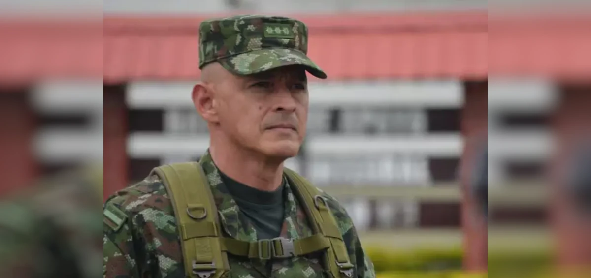 Con más de tres décadas de servicio en el Ejército Nacional, Rodríguez es considerado uno de los oficiales más experimentados y respetados de las Fuerzas Militares. Durante su carrera lideró importantes operaciones contra grupos armados ilegales, entre ellas la Operación Trueno en el departamento del Cauca, una estrategia que permitió recuperar corredores logísticos clave en la región del Micay - Foto: Fuerzas Militares