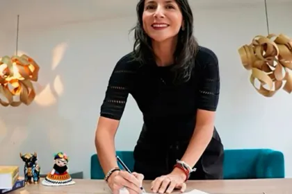 La ministra de Ambiente, Irene Vélez, afirmó que la reglamentación representa el cumplimiento de uno de los compromisos establecidos en la Ley 2206 de 2022, al desarrollar el mecanismo que permitirá registrar este tipo de coberturas vegetales - Foto: Ministerio de Ambiente