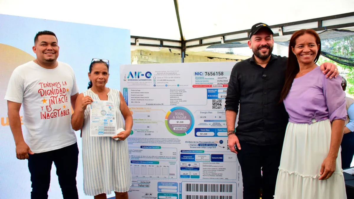 Los primeros resultados conocidos en Barranquilla muestran diferencias importantes entre los hogares beneficiados. Mientras algunas familias han logrado disminuir más de la mitad del valor de sus facturas, otras han registrado reducciones cercanas al 98 %, dependiendo de las condiciones de consumo y de la capacidad de generación de los sistemas instalados - Foto: Ministerio de Energía