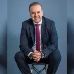 Tras conocerse su salida, Chapman respondió mediante un comunicado en el que negó haber hablado en nombre del presidente electo. Explicó que sus afirmaciones correspondían exclusivamente a un análisis jurídico sobre el alcance de la legislación vigente y sostuvo que durante la entrevista dejó claro que no estaba anunciando decisiones oficiales del futuro Ejecutivo - Foto: Chapman Wilches