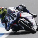 El debut oficial llegará con el inicio del campeonato de MotoGP 2027, cuando Alonso dispute por primera vez un Gran Premio en la máxima categoría. Aunque Honda aún no ha precisado si integrará el equipo oficial Honda HRC Castrol o la estructura satélite LCR Honda, la escudería dejó claro que el colombiano forma parte de su proyecto deportivo de largo plazo para recuperar protagonismo en un campeonato cada vez más competitivo - Foto: Box Repsol