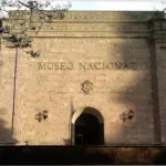 Bibliotecas públicas, archivos, museos, lugares de memoria y proyectos de reconstrucción del conflicto armado difícilmente pueden justificar su existencia mediante indicadores de rentabilidad. Sin embargo, cumplen una función esencial para garantizar derechos como la verdad, la reparación y la no repetición - Foto: Pete Angritt