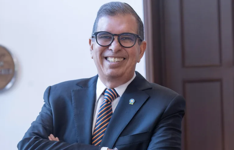 Las declaraciones sobre Santurbán, los hipopótamos y la llamada "histeria ambiental" permiten identificar un mismo hilo conductor en el pensamiento del futuro ministro. Arjona ha cuestionado lo que considera una excesiva carga ideológica en parte del ambientalismo colombiano y ha defendido una gestión basada en criterios técnicos, incluso cuando ello implique revisar políticas o posiciones que durante los últimos años parecían consolidadas - Foto: Conservación Internacional