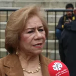 La discusión comenzó tras una publicación del periodista Melquisedec Torres, quien aseguró, citando fuentes de la Cancillería, que Valderrama era la persona encargada del cabello y otros aspectos de la imagen personal de la canciller Rosa Villavicencio, al tiempo que cuestionó que ocupara un cargo de asesora con una remuneración correspondiente a ese nivel administrativo - Foto: Archivo/Ronald Cano