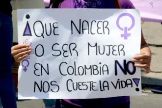 El caso también ha puesto nuevamente sobre la mesa el debate sobre la violencia contra las mujeres en Colombia y la necesidad de fortalecer los mecanismos de prevención y protección, especialmente cuando las víctimas enfrentan condiciones de especial vulnerabilidad, como el embarazo. Organizaciones sociales han reclamado una investigación rápida, con enfoque diferencial y acompañamiento integral para la familia de la joven - Foto: Archivo/Ronald Cano