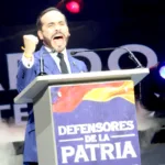 En su pronunciamiento, De la Espriella justificó la suspensión señalando que el gobierno saliente es "corrupto" y que, con sus decisiones y su conducta, "pretende destruir a Colombia" - Foto: Archivo/Mauricio Vanegas