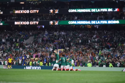 El cuadro dirigido por el "Vasco" Aguirre volverá a pisar la cancha del Estadio Ciudad de México (Estadio Azteca) el próximo domingo 5 de julio de 2026, donde buscará el boleto a los cuartos de final enfrentando al ganador de la llave entre Inglaterra y la República Democrática del Congo - Foto: FIFA