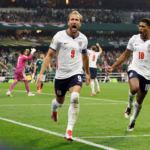 No obstante, cuando México mejor jugaba con un hombre de más, una desatención defensiva provocó un penal cometido por el arquero Raúl Rangel, el cual fue ejecutado con maestría por Harry Kane al minuto 60 para colocar el 1-3 parcial - Foto: FIFA
