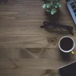 Hasta el momento, la iniciativa de teletrabajo y clases en casa no constituye una decisión obligatoria. Se trata de una propuesta para que las carteras de Trabajo y Educación estudien mecanismos temporales que permitan disminuir la demanda energética mientras concluyen los trabajos de mantenimiento de la regasificadora y se enfrentan los efectos del fenómeno climático - Foto: Lia Leslie