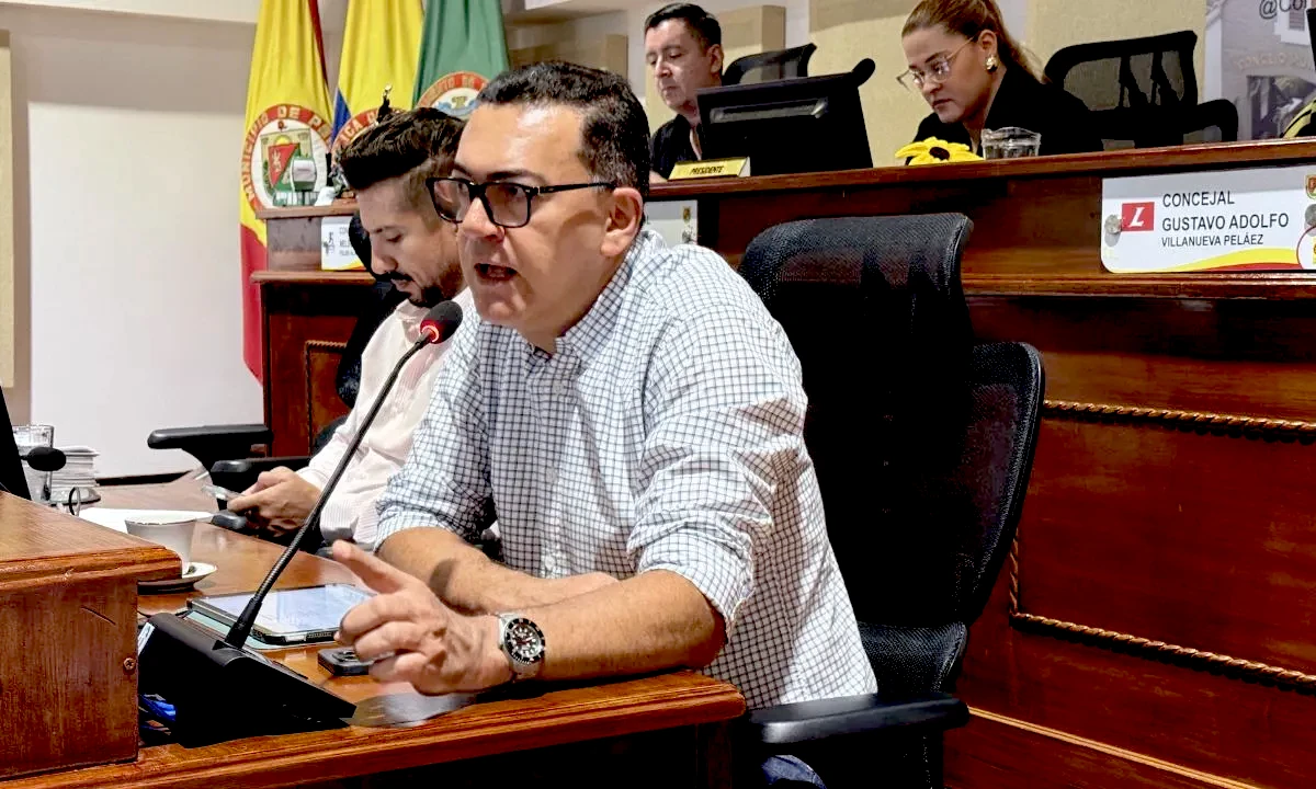 La controversia se amplificó por el antecedente político de Buitrago y su actividad en redes sociales durante la campaña de De la Espriella. De ahí surgió la caracterización de algunos críticos que lo presentan como parte del entorno de activismo digital que acompañó al entonces candidato y que ahora estaría siendo premiado con un cargo de alto nivel - Foto: Alcaldía de Pereira