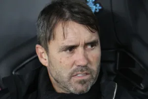 Coudet había asumido con la misión de devolverle protagonismo a River después de la salida de Marcelo Gallardo. Sin embargo, los resultados estuvieron lejos de las expectativas y el equipo terminó atravesando una seguidilla de actuaciones que puso en duda tanto el funcionamiento colectivo como la capacidad del entrenador para revertir la situación - Foto: RTVE