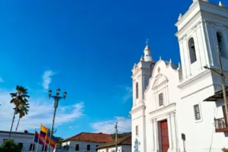 La formulación del nuevo PEMP se desarrolló en el marco del Plan Nacional de Recuperación de Centros Históricos, liderado por el Ministerio de las Culturas. El propósito fue actualizar el instrumento de manejo que se encontraba vigente desde 1997 y adaptarlo a las transformaciones ocurridas en Guaduas durante las últimas décadas - Foto: Ministerio de Cultura