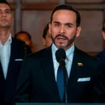 Por ahora, sin embargo, la suspensión es una solicitud y no un acuerdo. Washington ya comprometió ayuda humanitaria, pero todavía no ha anunciado que vaya a retirar o congelar los aranceles que afectan a las exportaciones colombianas - Foto: Presidencia