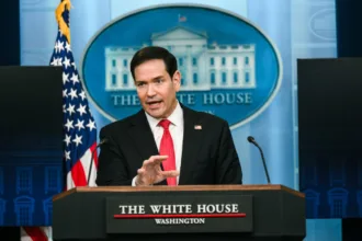 El secretario de Estado estadounidense, Marco Rubio, había expresado previamente que Washington estaba siguiendo la situación y que Estados Unidos estaba dispuesto a respaldar a Colombia. El anuncio de los fondos convirtió ese ofrecimiento político en una respuesta financiera concreta - Foto: The White House