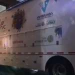 El anuncio fue realizado por el equipo del presidente electo, que informó que la producción técnica estaría a cargo de Estudios RCN y que la señal sería puesta a disposición de otros medios. La determinación se conoció después de que el Departamento Administrativo de la Presidencia (DAPRE) hubiera contratado a Inravisión para encargarse de la producción y transmisión de la ceremonia - Foto: Inravisión