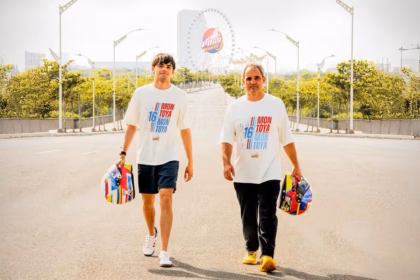 El piloto y empresario Juan Pablo Montoya también se sumó al llamado. Señaló que la jornada tendrá un significado especial y planteó que el encuentro deportivo sea una oportunidad para que los asistentes se unan y ayuden a quienes están enfrentando las consecuencias del terremoto. Participará en la válida con su hijo, el también piloto, Sebastián Montoya - Foto: Alcaldía de Barranquilla