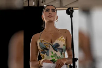 Gabriela Muñoz se hizo conocida inicialmente como creadora de contenido en redes sociales y ganó mayor visibilidad después de entrevistar al presidente Gustavo Petro en la Casa de Nariño. Para julio de 2026 tenía alrededor de 20 o 21 años, según los distintos reportes publicados, y cursaba estudios de Derecho. Su cercanía con espacios del Gobierno y su posterior vinculación con la Aerocivil alimentaron las preguntas sobre la forma en que llegó a la entidad - Foto: Redes Sociales Gabriela Muñoz